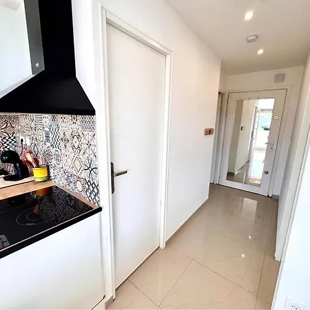 Lumineux 2 Pièces Appartement Antibes